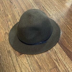 Fedora hat